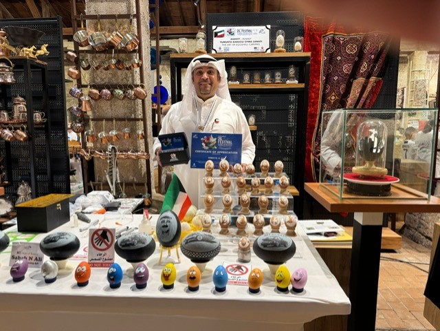 الفنان التشكيلي صباح أسد 