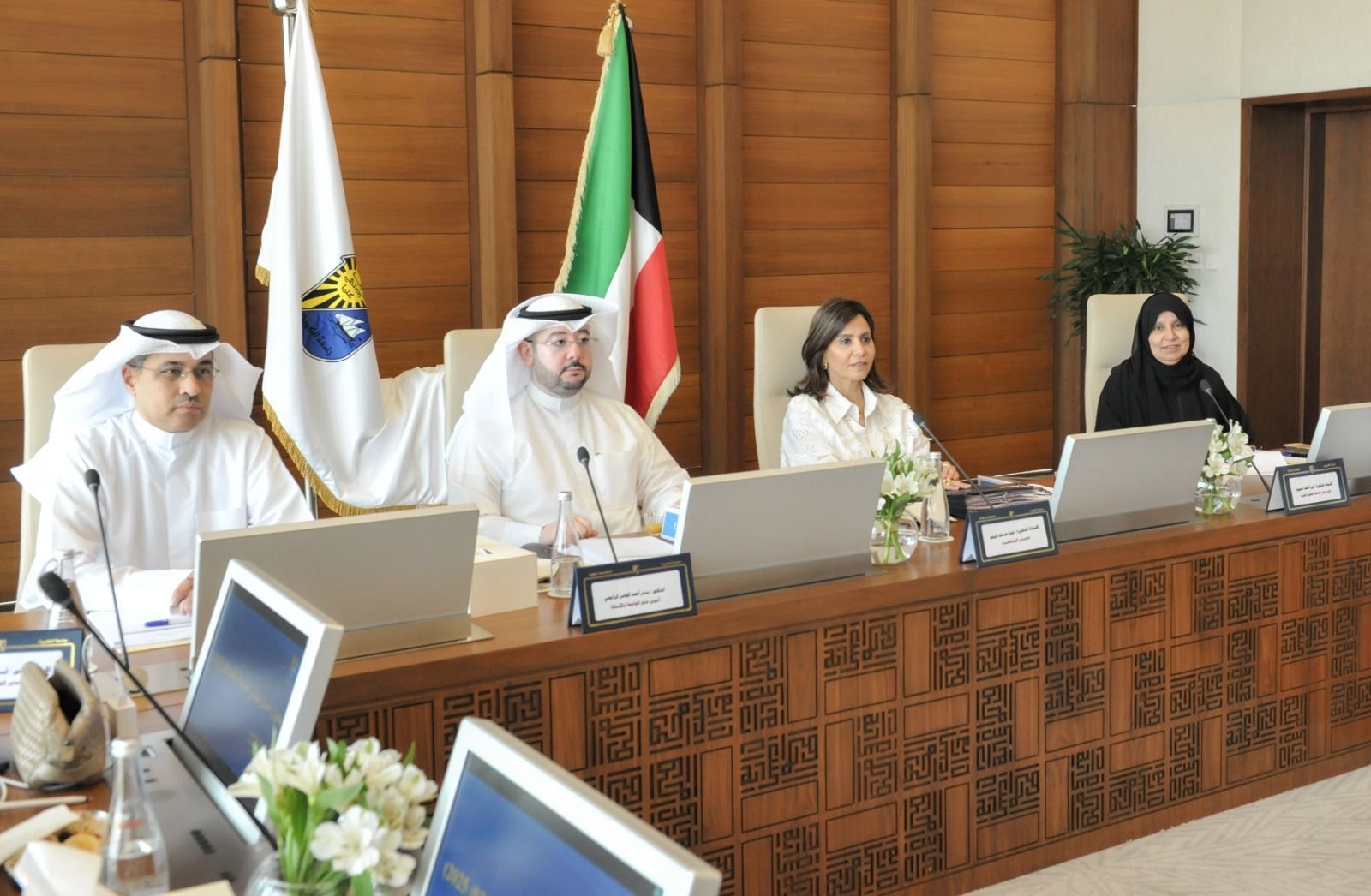  مجلس جامعة الكويت يعقد اجتماعه الثالث برئاسة مدير الجامعة