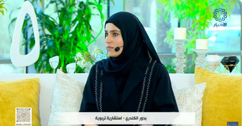 الأم المضحية .. بين دورها الكبير وحقوقها المنسية